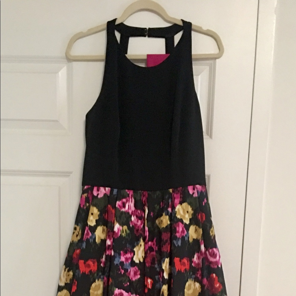Anthropologie ‘Moulinette Soeurs’ Floral Gown - Picture 2 of 6